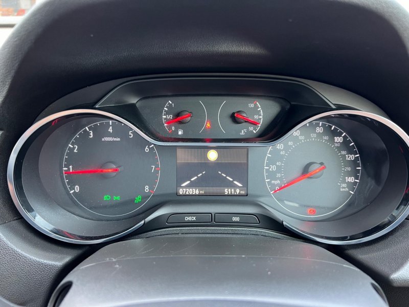 VAUXHALL GRANDLAND X