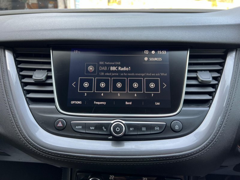 VAUXHALL GRANDLAND X