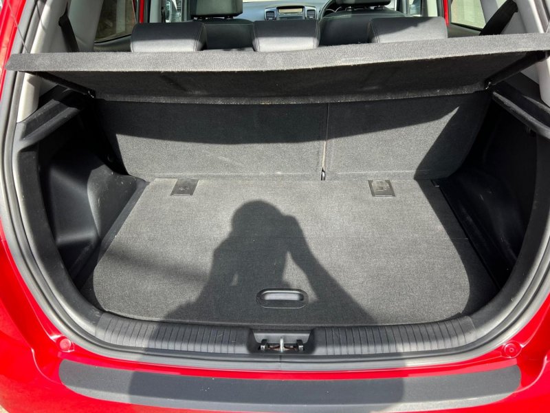 KIA VENGA