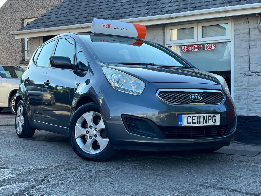2011 Kia VENGA
